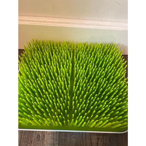 como tomo silicone baby bottles 9 oz with lids and nuby drying grass mat - Picture 2 of 3